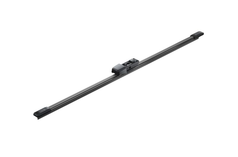 Escobilla de limpiaparabrisas trasera Bosch 38 cm (15 pulg.) OE especializada