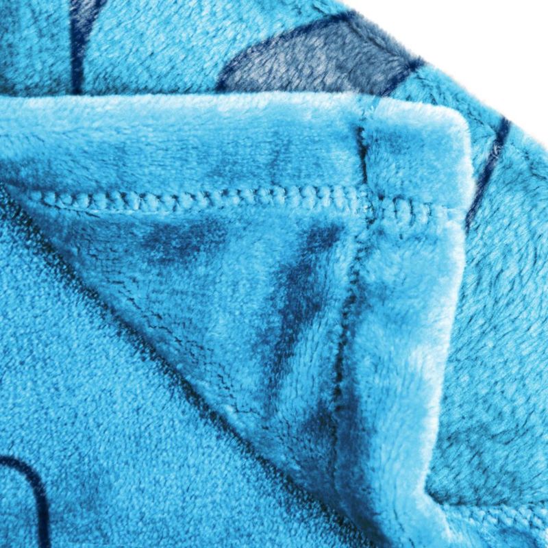 Manta decorativa Jay Franco 152x229 cm Stitch azul