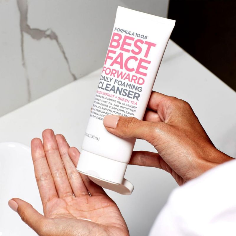 Limpiador Facial FORMULA 10.0.6 150 ml Espumoso para Piel Clara