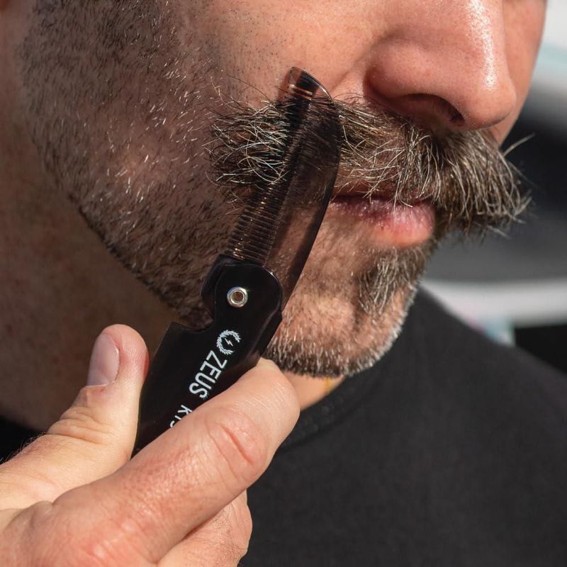 Peine plegable para bigote ZEUS - Juego de 3 en patrón carey