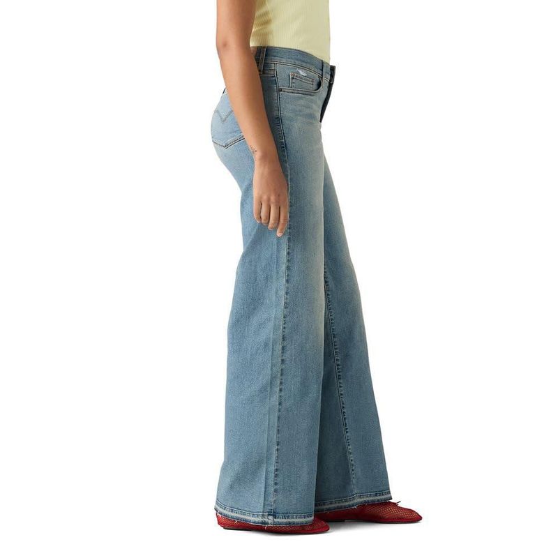 Jeans Levi's 318 Shaping de Pierna Ancha