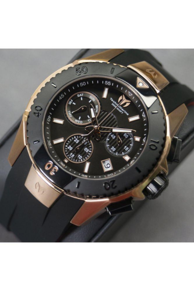 Reloj TechnoMarine TM616005 UF6 Cronógrafo de Cuarzo con Detalles Dorados