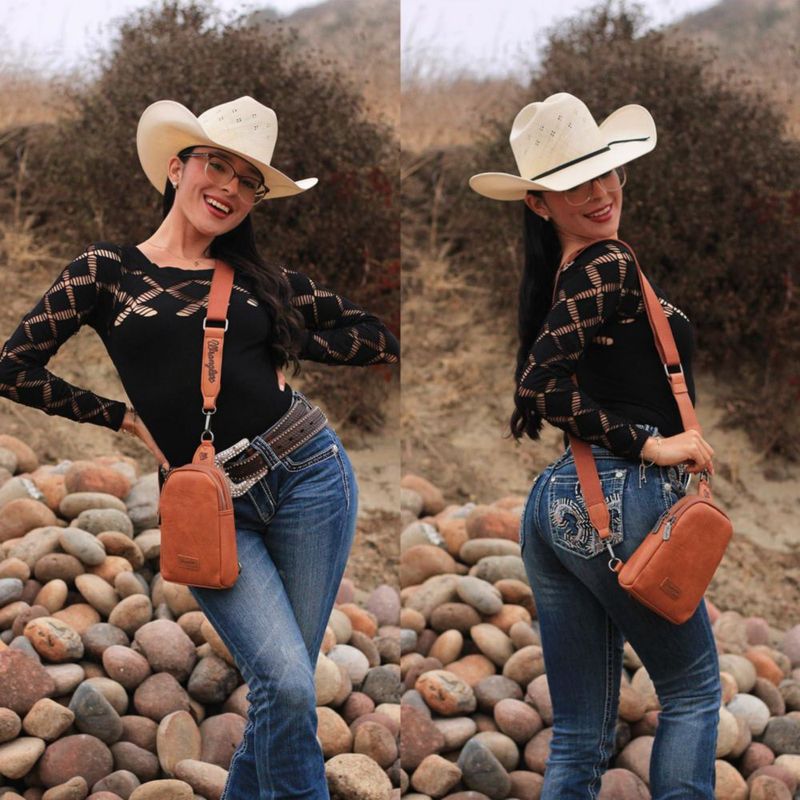 Bolso bandolera Wrangler 13 cm x 20 cm de cuero sintético para mujer