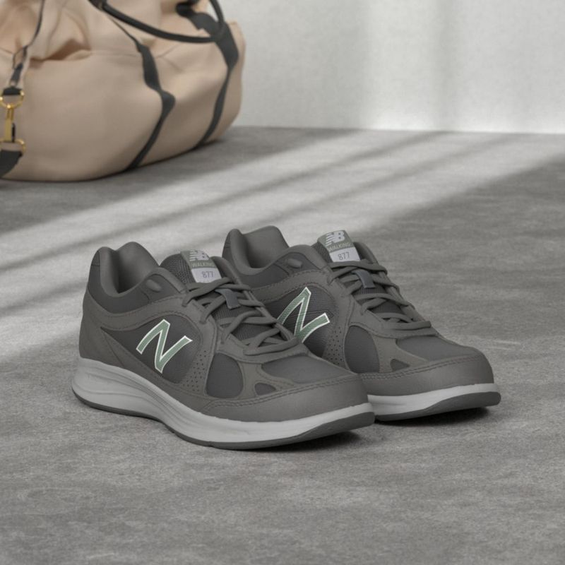 Zapatilla de caminar New Balance 877 V1 gris talla 7