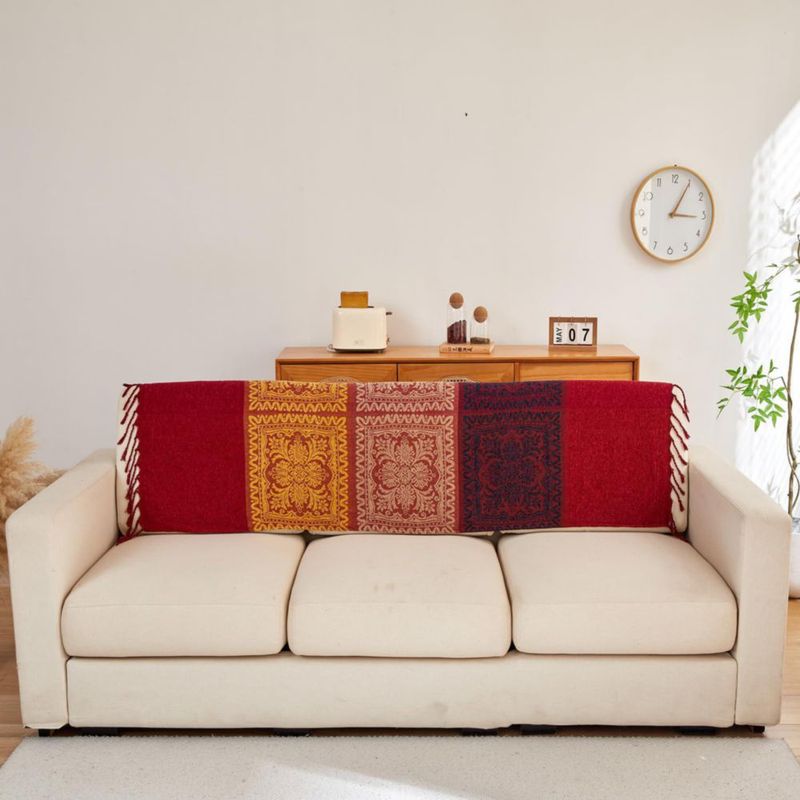 Manta AIVIA 152 cm x 191 cm de chenilla con tejido jacquard estilo boho