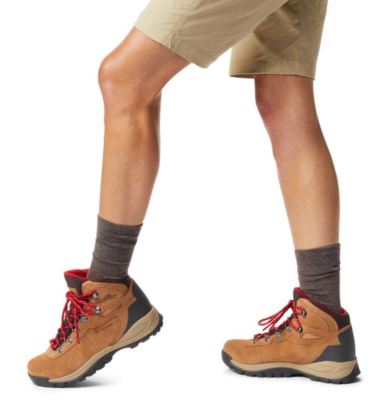 Bota Columbia Newton Ridge Plus Impermeable para Mujer 2024 Alce/Rojo