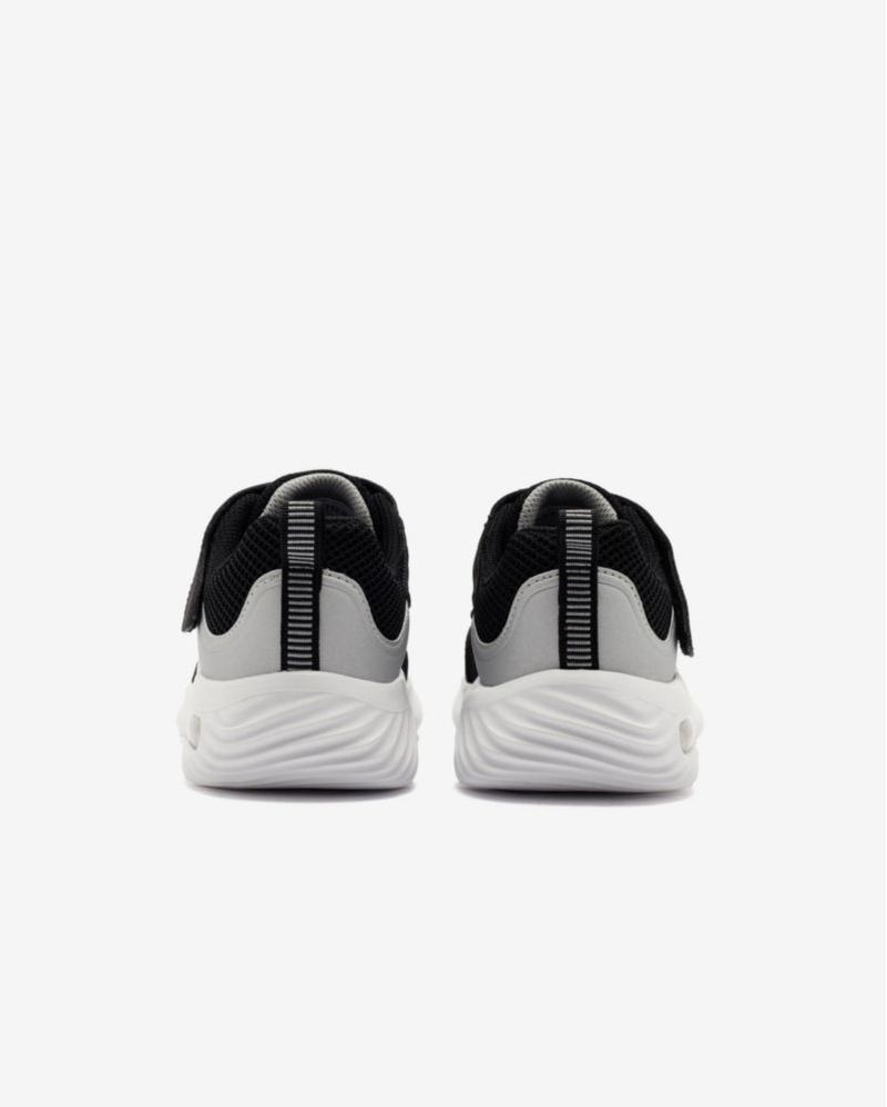 Zapatilla Skechers Infantil 13.5 Negra/Plateada