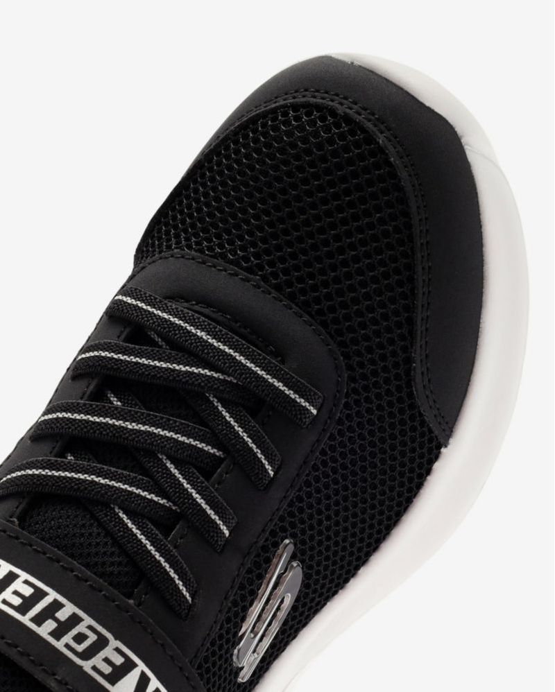 Zapatilla Skechers Infantil 13.5 Negra/Plateada