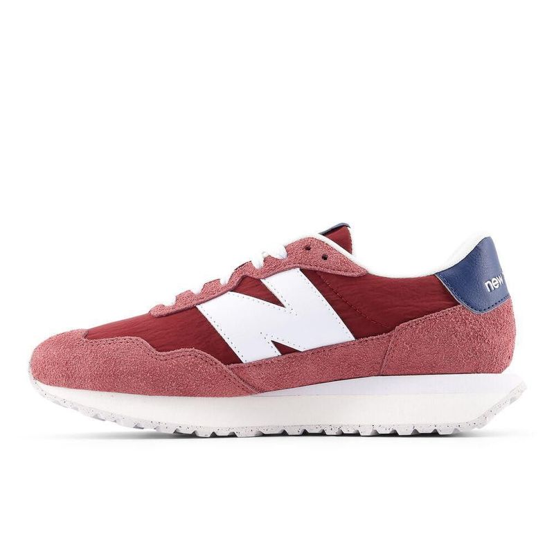 Zapatilla New Balance 237 V1 Mujer Borgoña Lavado 7.5M