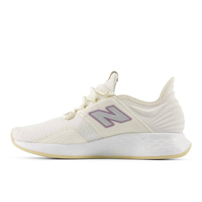 Zapatilla de running New Balance Roav Sea Salt/Linen talla 10