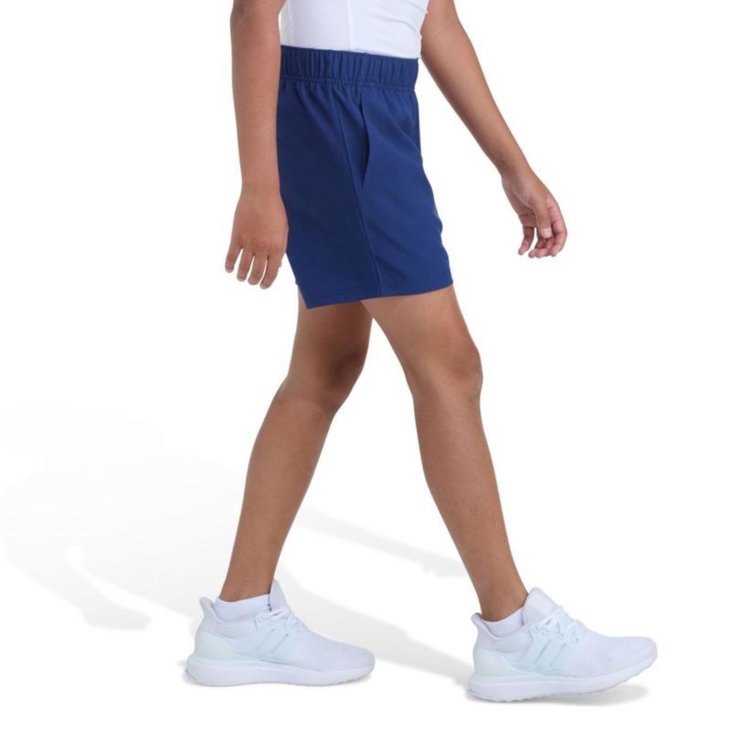 Shorts adidas Essentials con logo tejido para niño
