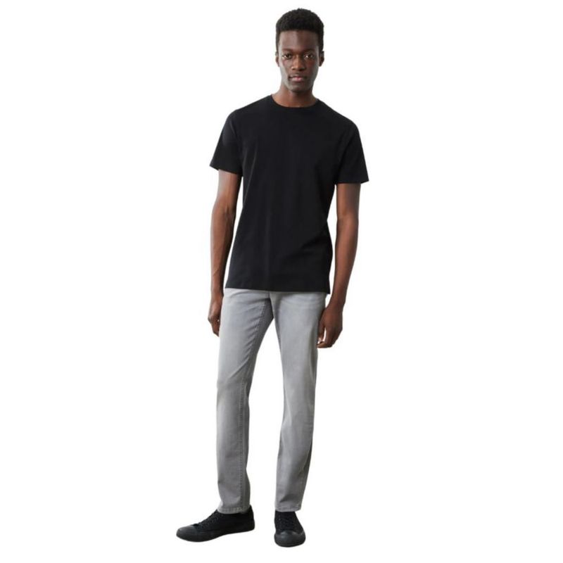 Camiseta Robert Barakett negra de cuello redondo talla grande