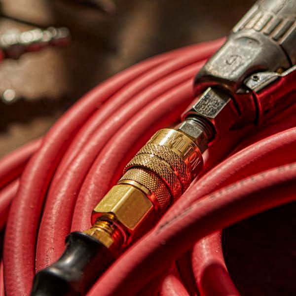 Acoplador Milton 1/4" NPT hembra de latón (paquete de 10)