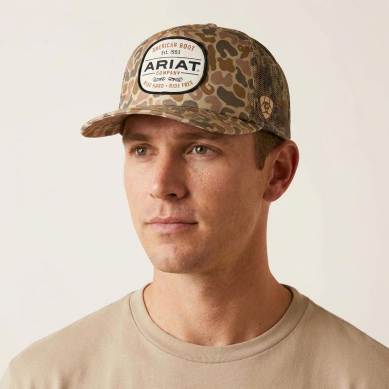 Gorra ARIAT Heritage Patch Snapback con camuflaje de pato y malla