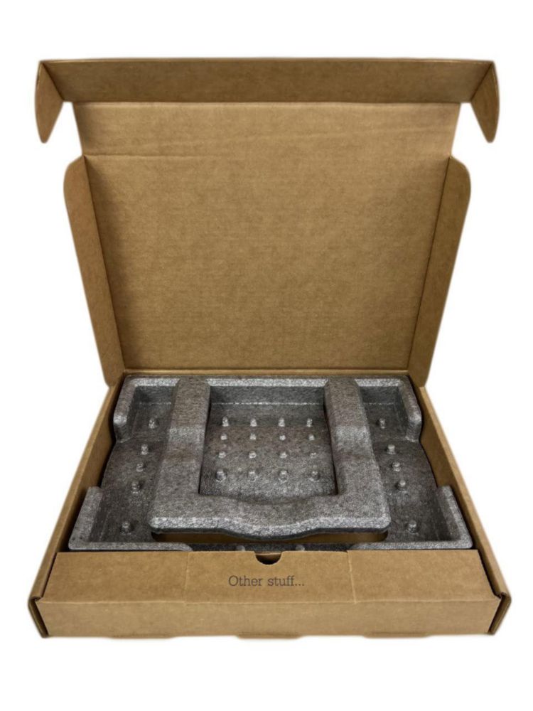 Caja de envío EPE universal para tabletas 18 cm x 13 cm