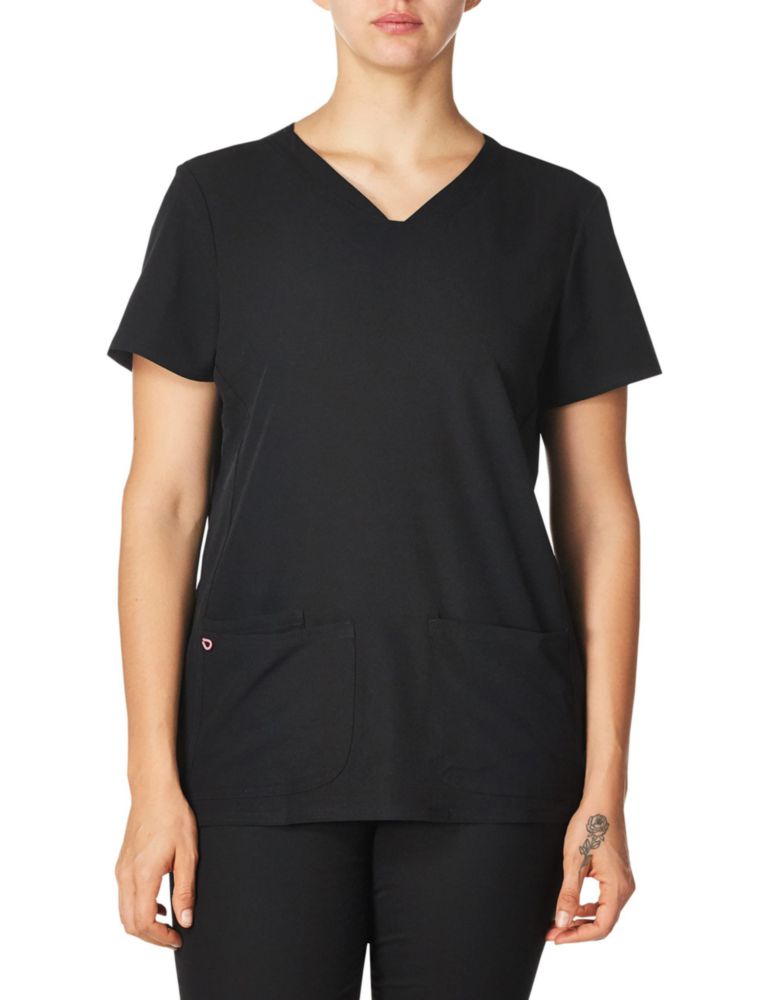 Camisa tipo scrubs HeartSoul Pitter-Pat Cuello en V Negra Talla L