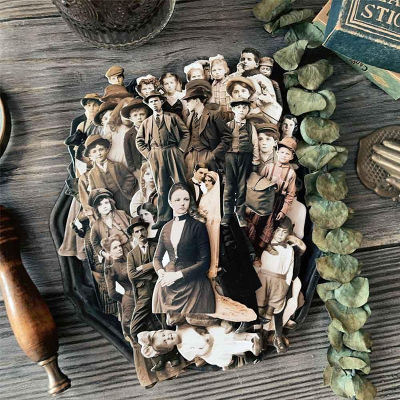 Muñecas de papel Vilikya 83 piezas estilo vintage Dark Academia
