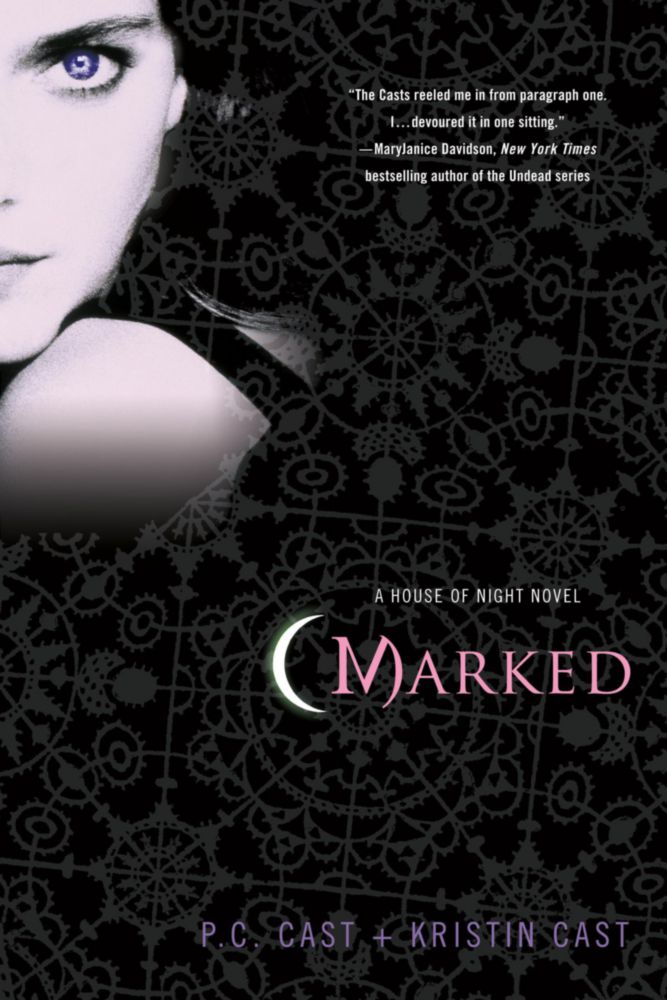 Libro St. Martin's Griffin – Marked (House of Night Libro 1) 306 páginas