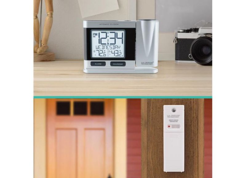 Despertador Atomic Projection Technology La Crosse Technology 25 pulgadas pantalla LCD