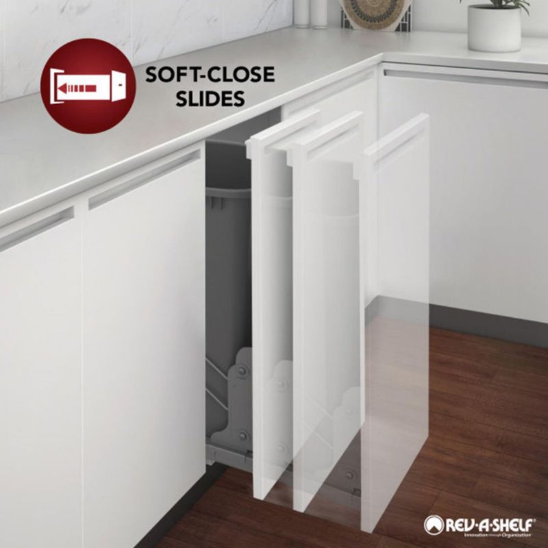 Cubo de basura extraíble doble de 35 cuartos Rev-A-Shelf con cierre suave