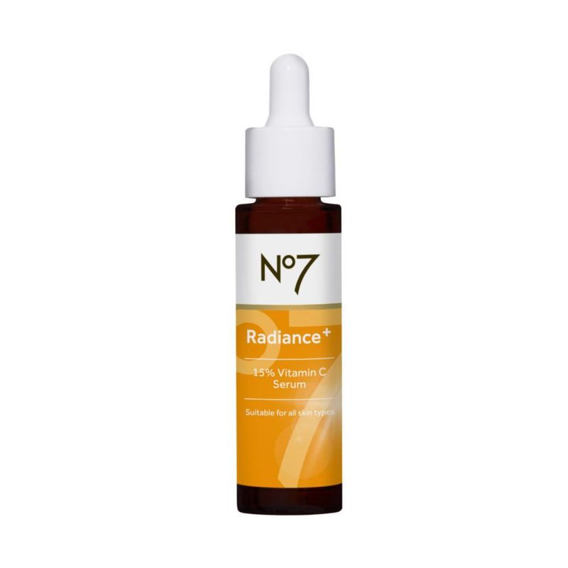 Sérum No7 Radiance+ con 15% de vitamina C para aumentar el brillo 30 ml