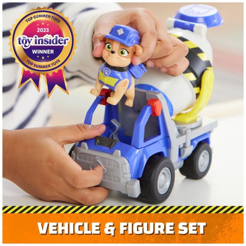 Mezcladora de cemento Rubble & Crew Mix de Toy Truck con figura de acción