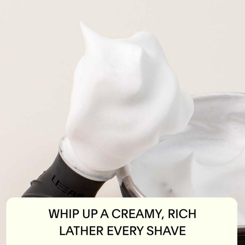 Cepillo de Afeitar Leaf Shave Metálico y de Silicona - Salvia