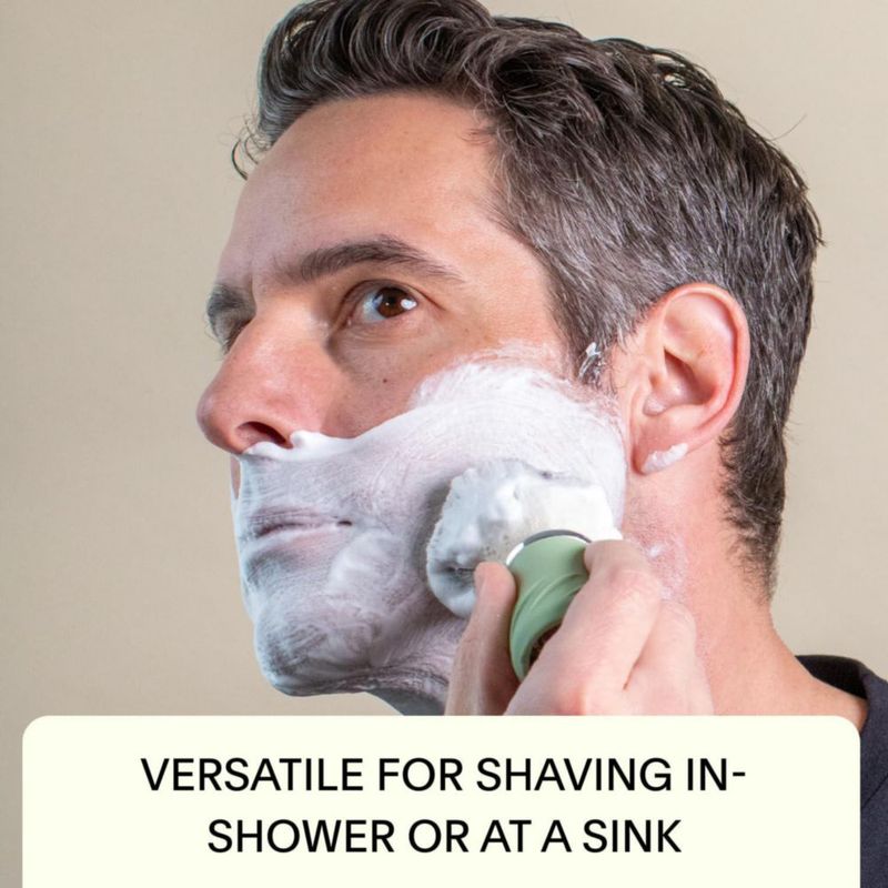 Cepillo de Afeitar Leaf Shave Metálico y de Silicona - Salvia