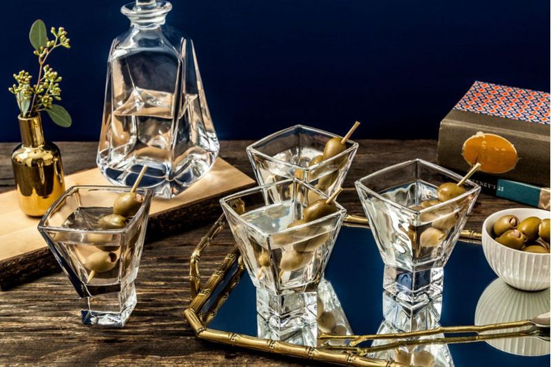 Juego de 2 vasos de cóctel JoyJolt 237 ml