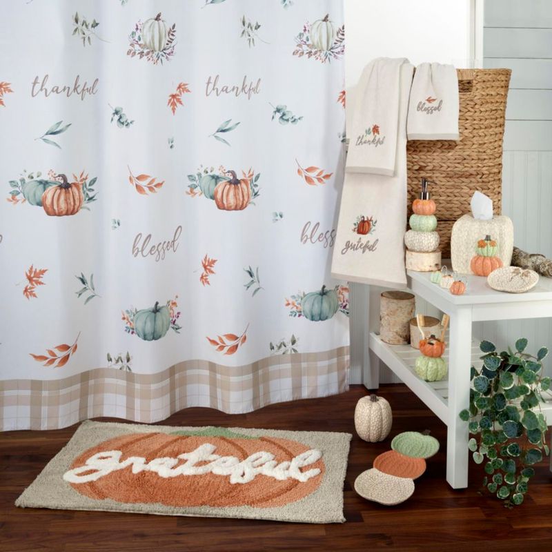 Funda para caja de pañuelos Avanti Linens tamaño estándar de resina