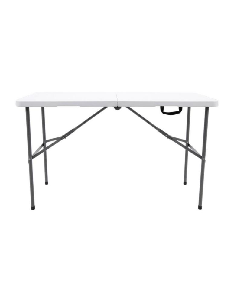 MESA PLEGABLE 1.20 NISSI BLANCO. MESA PORTÁTIL TIPO PORTAFOLIO DE POLIETILENO DE ALTA CALIDAD Y ACERO DE 3.5 CM CON ASA DE TRANSPORTE.
