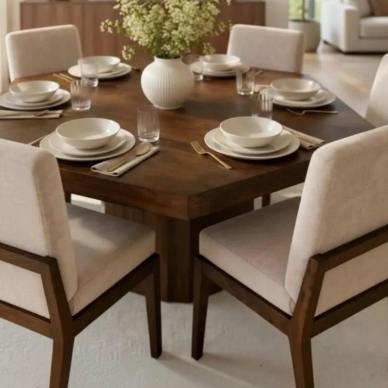 Comedor de madera hexagonal con 6 sillas color beige
