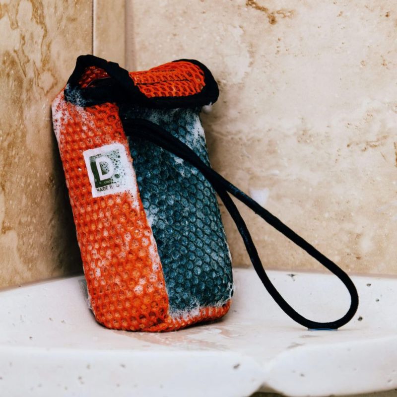 Estuche de jabón Duke Cannon Tactical Scrubber de uso militar de EE. UU.