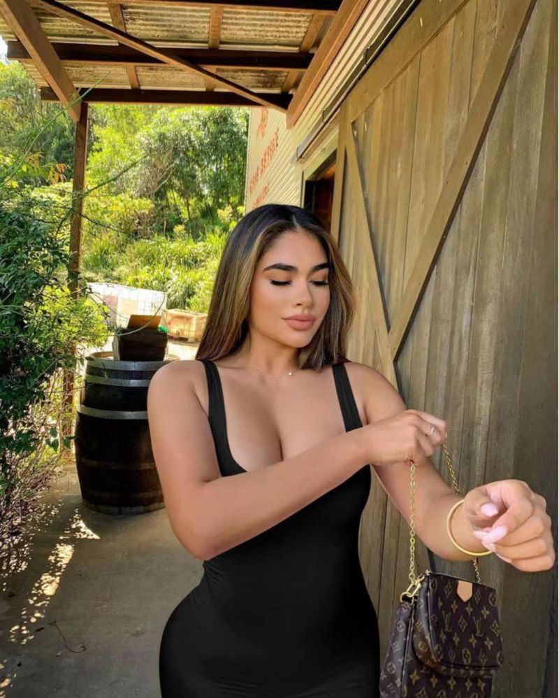 Vestido mini bodycon sin mangas GOBLES negro