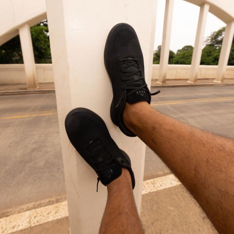 Zapatos REEF Del Mar Negro/Goma Talla 10