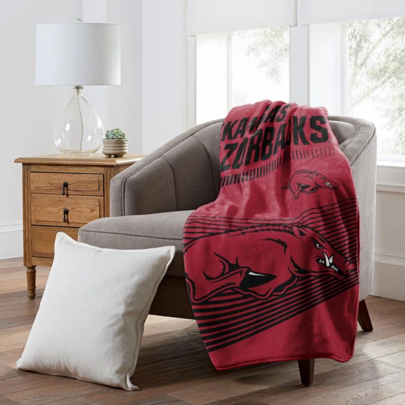 Manta Northwest 152 cm x 203 cm Arkansas Razorbacks