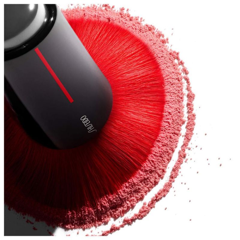 Brocha para mezclar maquillaje Shiseido DAIYA FUDE Face Duo