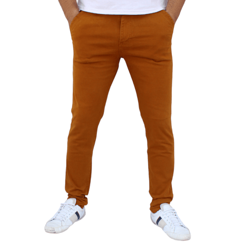 Pantalón skinny de gabardina stretch color mostaza