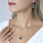 Juego-Cushion-Aquamarine-1.jpeg