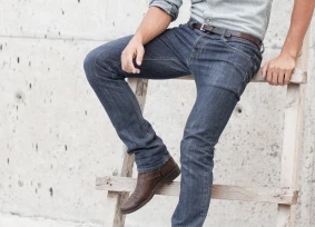 Jeans versátiles para todo hombre - Encuentra tu estilo ideal