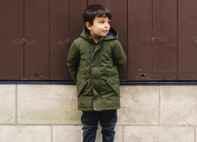 Ropa divertida y cómoda para niños. ¡Prendas perfectas para aventuras diarias!